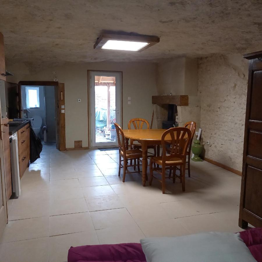 Gite-Civray-De-Touraine Troglo De Denise מראה חיצוני תמונה